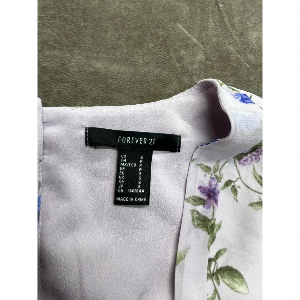 Forever 21 Lavender Blue Floral Ruched Mini Dress‎ Long Sleeve Surplice V-Neck S
